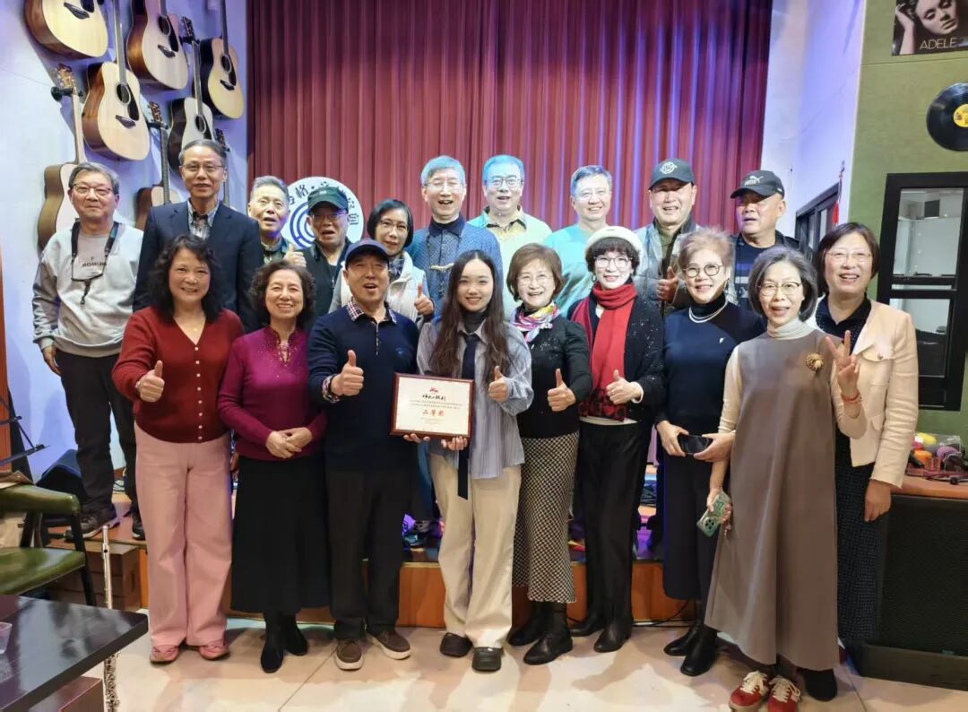 社团以“增长知识